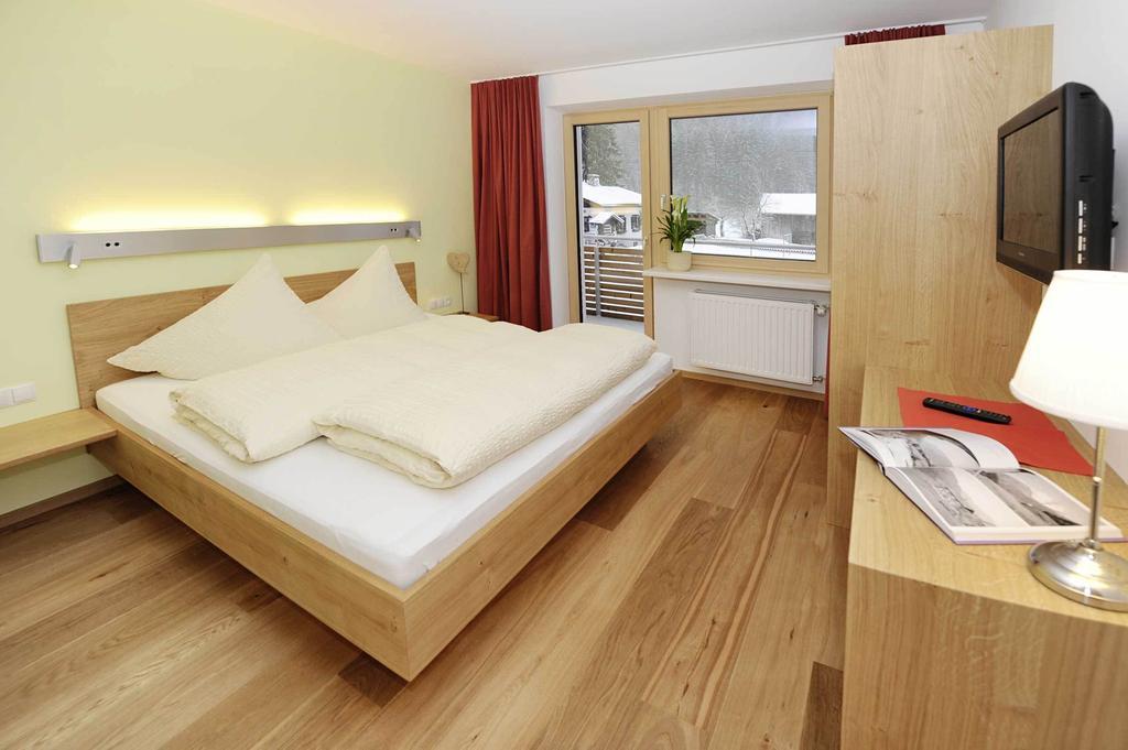 Valbella Bed & Breakfast Partenen Zimmer foto